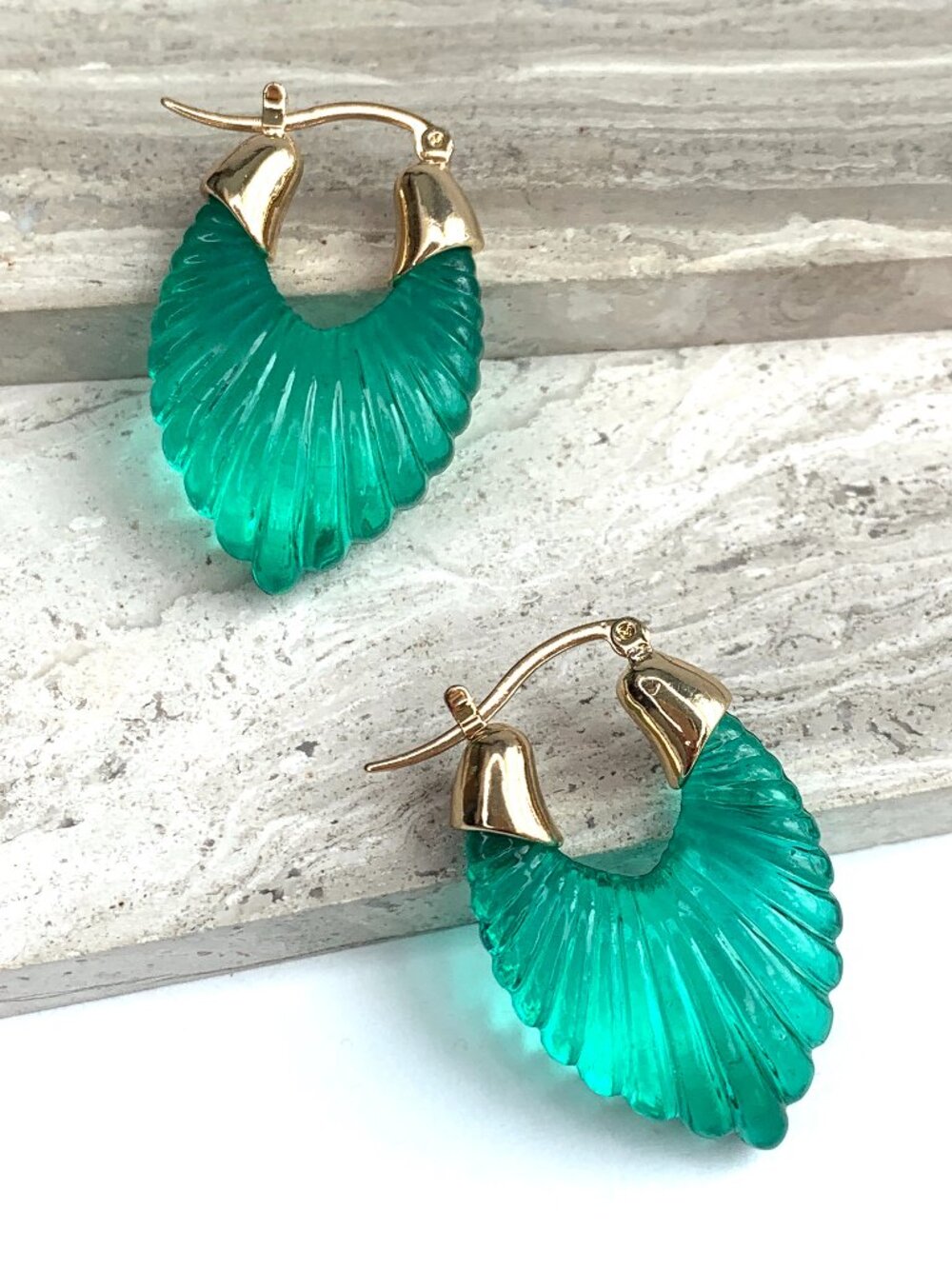 NEW~ Anthropologie Scalloped Green Resin Hoop Earrings
